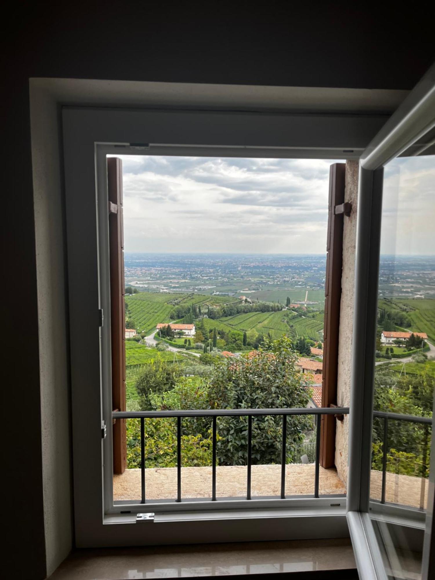 Casa Vacanze Conca D Oro SantʼAmbrogio di Valpolicella Esterno foto